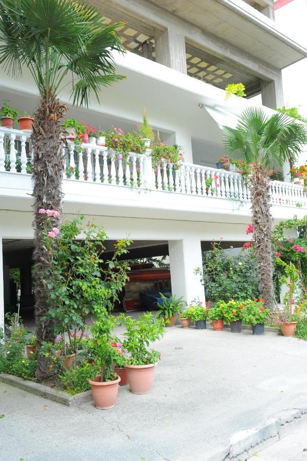 Lemonia Hotel Paralía Buitenkant foto